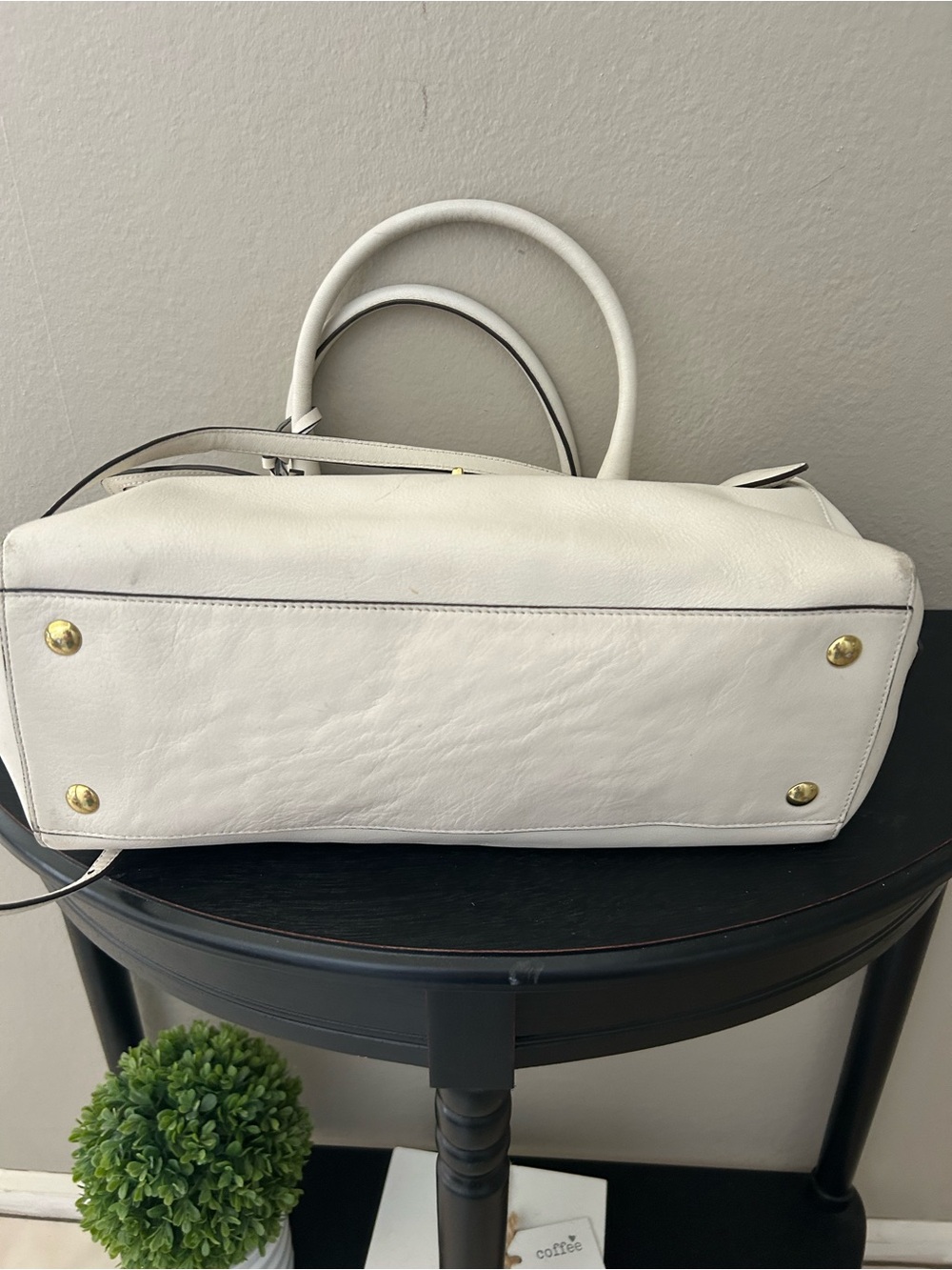 Coach Cream Leather Satchel with Tassels and Gold Hardware - Picture 4 of 16